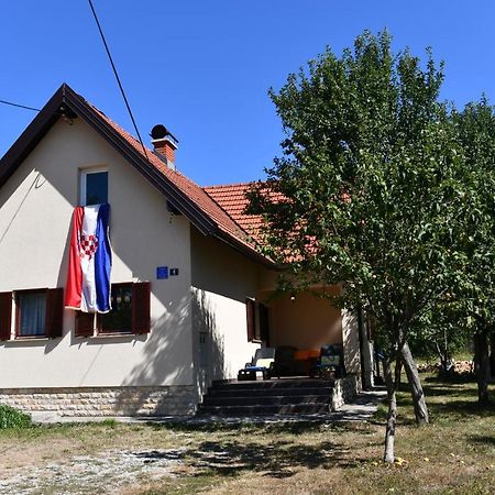Holiday Home Matan Saborsko Zewnętrze zdjęcie
